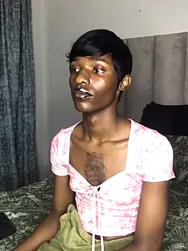 Snapshot of Trans_fairy chatting on September 2025 06:11:02 PM Trans fairy online show from September 2025 06:11:02 PM