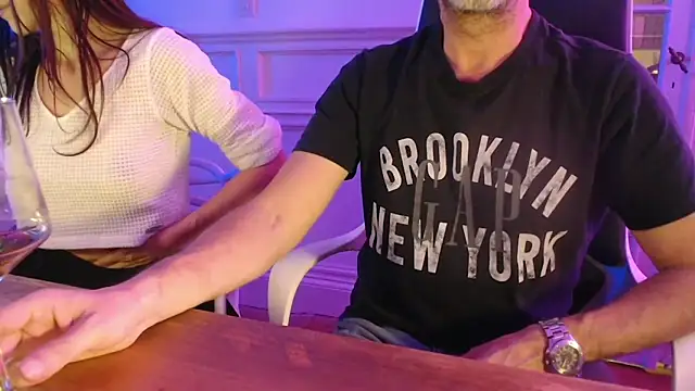 friendswithben33 online show from October 2025 02:11:02 AM