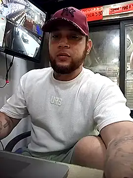 Snapshot of Catire10_ chatting on October 2025 02:06:02 PM Catire10 online show from October 2025 02:06:02 PM