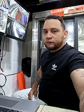 Snapshot of Catire10_ chatting on November 2025 02:38:01 PM Catire10 online show from November 2025 02:38:01 PM