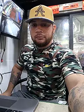 Snapshot of Catire10_ chatting on December 2025 01:49:01 PM Catire10 online show from December 2025 01:49:01 PM