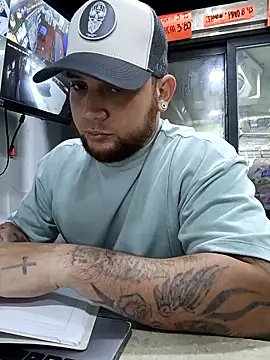 Snapshot of Catire10_ chatting on December 2025 01:42:01 PM Catire10 online show from December 2025 01:42:01 PM