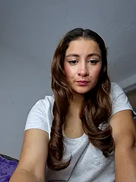 Snapshot of aytanna_torrez chatting on September 2025 06:33:01 PM aytanna torrez online show from September 2025 06:33:01 PM