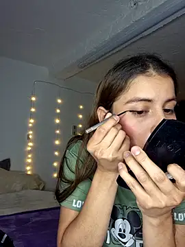 Snapshot of aytanna_torrez chatting on October 2025 08:42:01 PM aytanna torrez online show from October 2025 08:42:01 PM