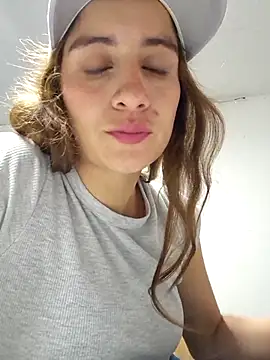 Snapshot of aytanna_torrez chatting on October 2025 03:05:02 PM aytanna torrez online show from October 2025 03:05:02 PM