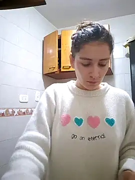 Snapshot of aytanna_torrez chatting on November 2025 12:29:02 PM aytanna torrez online show from November 2025 12:29:02 PM