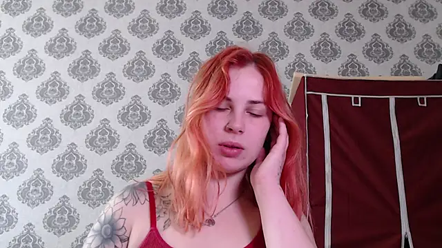 Snapshot of Alismoona chatting on April 2026 08:15:01 AM Alismoona online show from April 2026 08:15:01 AM