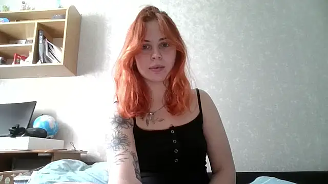 Snapshot of Alismoona chatting on April 2026 09:19:01 AM Alismoona online show from April 2026 09:19:01 AM