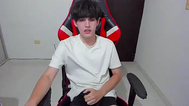 Snapshot of eren_188 chatting on April 2026 03:00:01 AM eren 188 online show from April 2026 03:00:01 AM