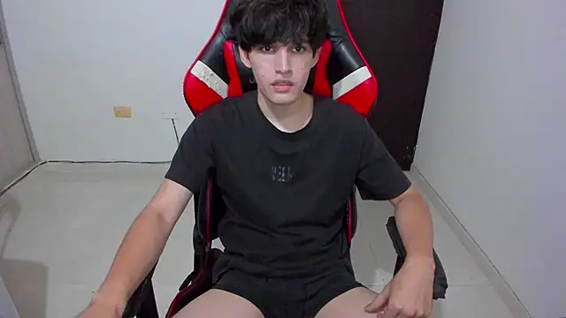 Snapshot of eren_188 chatting on April 2026 02:01:01 AM eren 188 online show from April 2026 02:01:01 AM