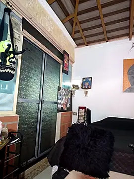 Snapshot of Katya_Bridge2 chatting on October 2025 09:12:02 PM Katya Bridge2 online show from October 2025 09:12:02 PM