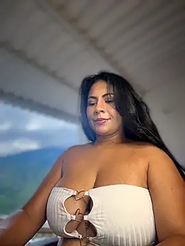 Snapshot of samanthahut1 chatting on April 2026 09:49:02 PM samanthahut1 online show from April 2026 09:49:02 PM