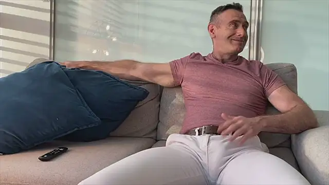 TheDonnyBasilisk online show from November 2025 10:43:02 PM