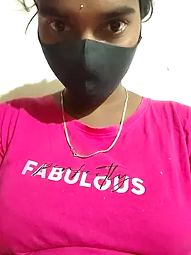 Snapshot of Sridevitelugu chatting on October 2025 05:30:01 AM Sridevitelugu online show from October 2025 05:30:01 AM