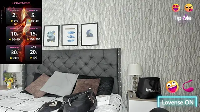 Snapshot of sweet__vanessa1 chatting on October 2025 03:53:01 AM sweet vanessa1 online show from October 2025 03:53:01 AM