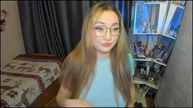 Snapshot of lyra_x chatting on January 2026 03:27:02 PM lyra x online show from January 2026 03:27:02 PM