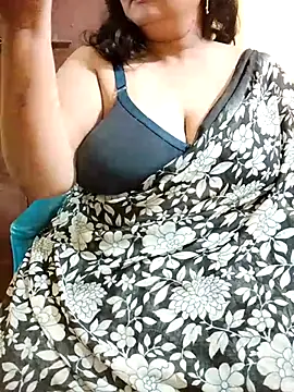 Snapshot of Swapna_Hyd chatting on July 2026 04:22:02 AM Swapna Hyd online show from July 2026 04:22:02 AM