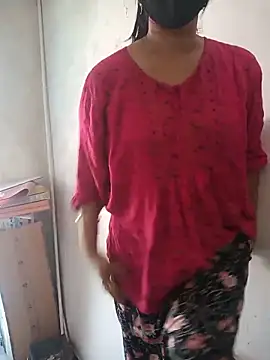 Snapshot of soni_yhakur chatting on May 2026 09:15:01 AM soni yhakur online show from May 2026 09:15:01 AM