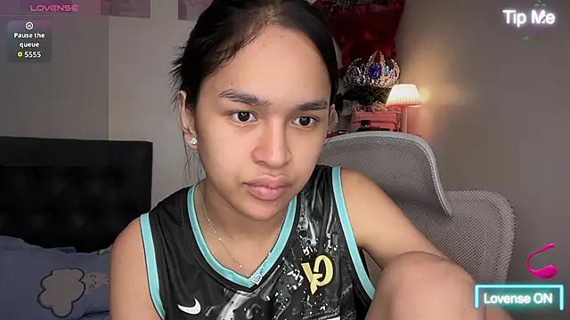 Snapshot of lelasohna chatting on April 2026 12:53:02 PM lelasohna online show from April 2026 12:53:02 PM