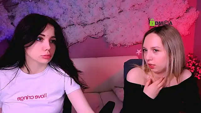 Snapshot of riley_sanders chatting on March 2026 08:25:02 PM riley sanders online show from March 2026 08:25:02 PM