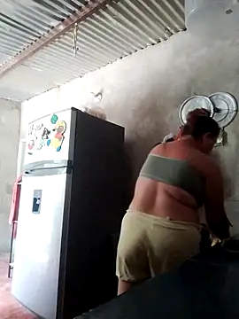 yyuly online show from October 2025 03:31:02 PM