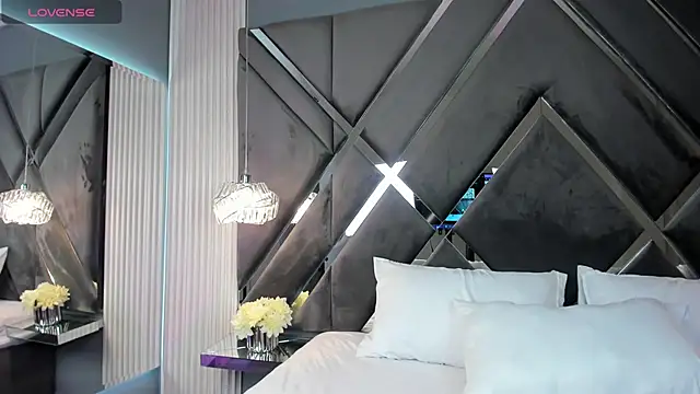 Snapshot of CoraimaSahin chatting on February 2026 04:44:01 AM CoraimaSahin online show from February 2026 04:44:01 AM