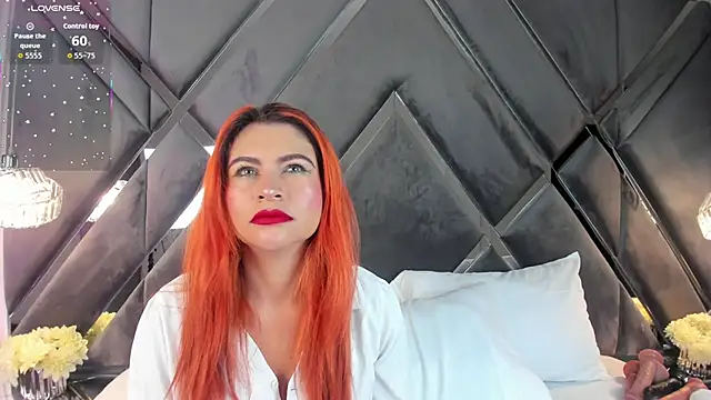 Snapshot of CoraimaSahin chatting on February 2026 04:27:02 AM CoraimaSahin online show from February 2026 04:27:02 AM