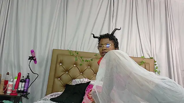 didoelizabeth online show from December 2025 01:27:02 PM