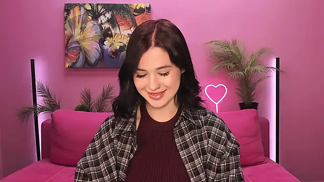 lil angel  online show from October 2025 12:46:01 PM