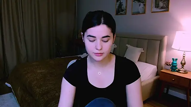 Snapshot of lil_angel_ chatting on March 2026 10:25:01 PM lil angel online show from March 2026 10:25:01 PM