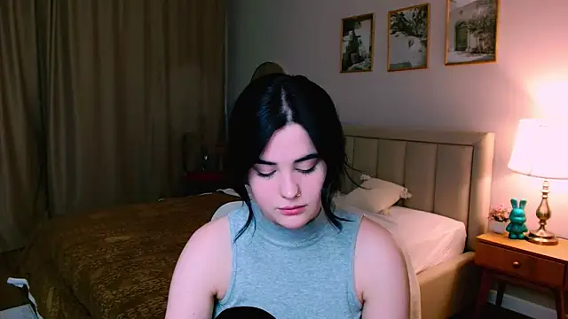 Snapshot of lil_angel_ chatting on March 2026 12:27:02 AM lil angel online show from March 2026 12:27:02 AM