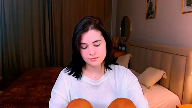 Snapshot of lil_angel_ chatting on March 2026 02:17:01 AM lil angel online show from March 2026 02:17:01 AM