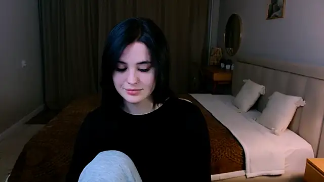 Snapshot of lil_angel_ chatting on April 2026 10:34:02 PM lil angel online show from April 2026 10:34:02 PM