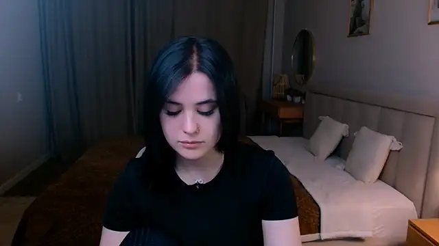 Snapshot of lil_angel_ chatting on April 2026 09:29:02 PM lil angel online show from April 2026 09:29:02 PM