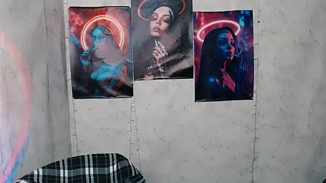 JuliaTopp  online show from November 2025 07:32:02 PM