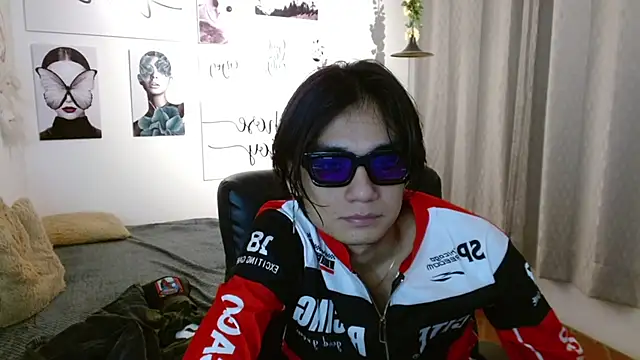 davoxer online show from September 2025 03:51:01 AM