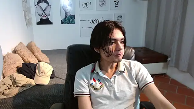 davoxer online show from October 2025 03:31:02 AM