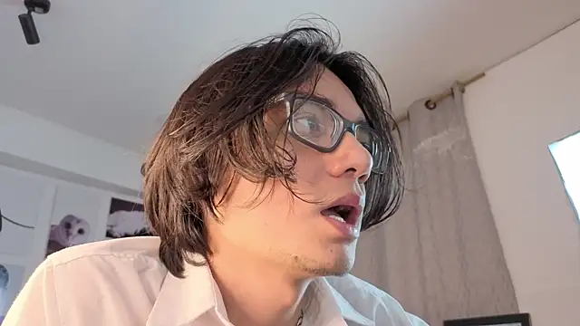 davoxer online show from January 2026 03:22:01 AM