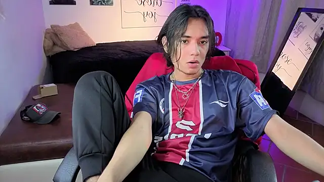 davoxer online show from February 2026 03:43:01 AM