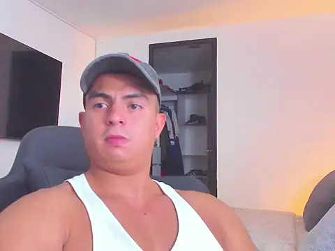 Snapshot of RJBarto chatting on September 2025 06:33:01 PM RJBarto online show from September 2025 06:33:01 PM