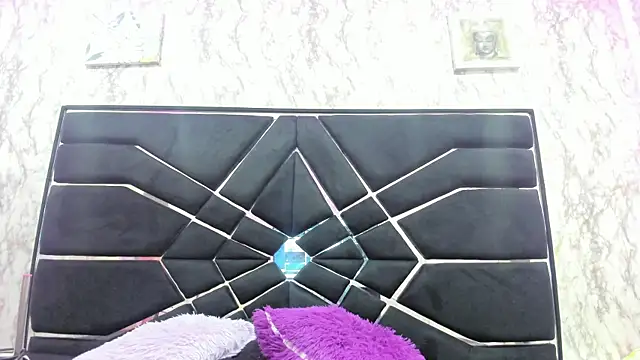 Snapshot of LITTLESUSSYY_ chatting on September 2025 11:46:02 AM LITTLESUSSYY  online show from September 2025 11:46:02 AM