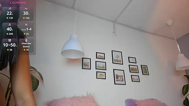 Coco joness online show from November 2025 08:11:02 PM