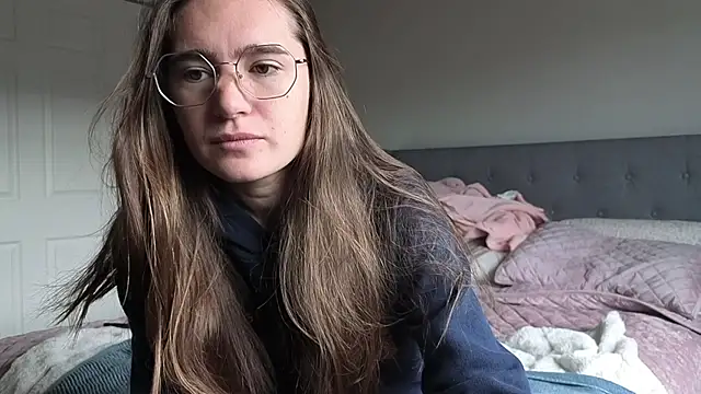 bambifarrina online show from October 2025 04:30:02 PM