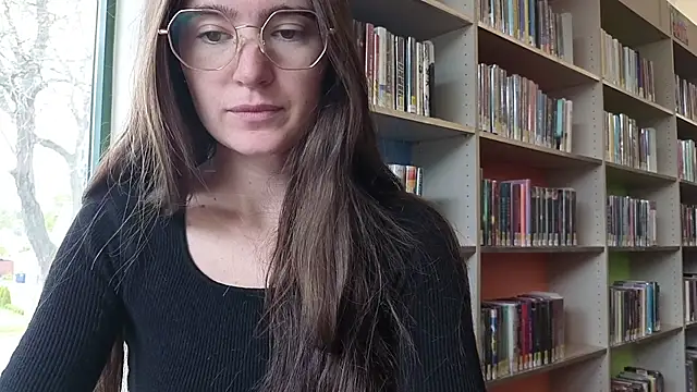bambifarrina online show from May 2026 08:27:01 PM