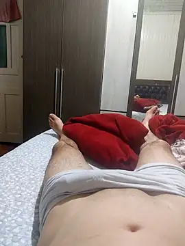 Gustavo198045 online show from September 2025 01:29:02 AM