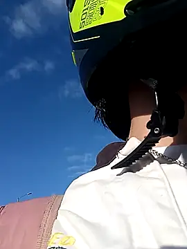 Snapshot of Foxxy_Doll chatting on November 2025 11:57:02 AM Foxxy Doll online show from November 2025 11:57:02 AM