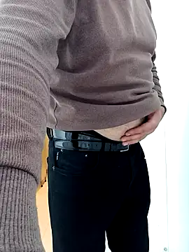 Snapshot of bullut06 chatting on April 2026 12:42:01 PM bullut06 online show from April 2026 12:42:01 PM