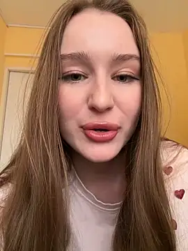 Snapshot of Mary_Sensory chatting on April 2026 10:57:02 AM Mary Sensory online show from April 2026 10:57:02 AM