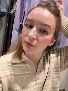 Snapshot of Mary_Sensory chatting on April 2026 09:03:02 AM Mary Sensory online show from April 2026 09:03:02 AM