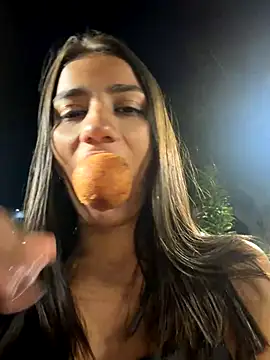 -juicy  online show from November 2025 11:10:02 PM